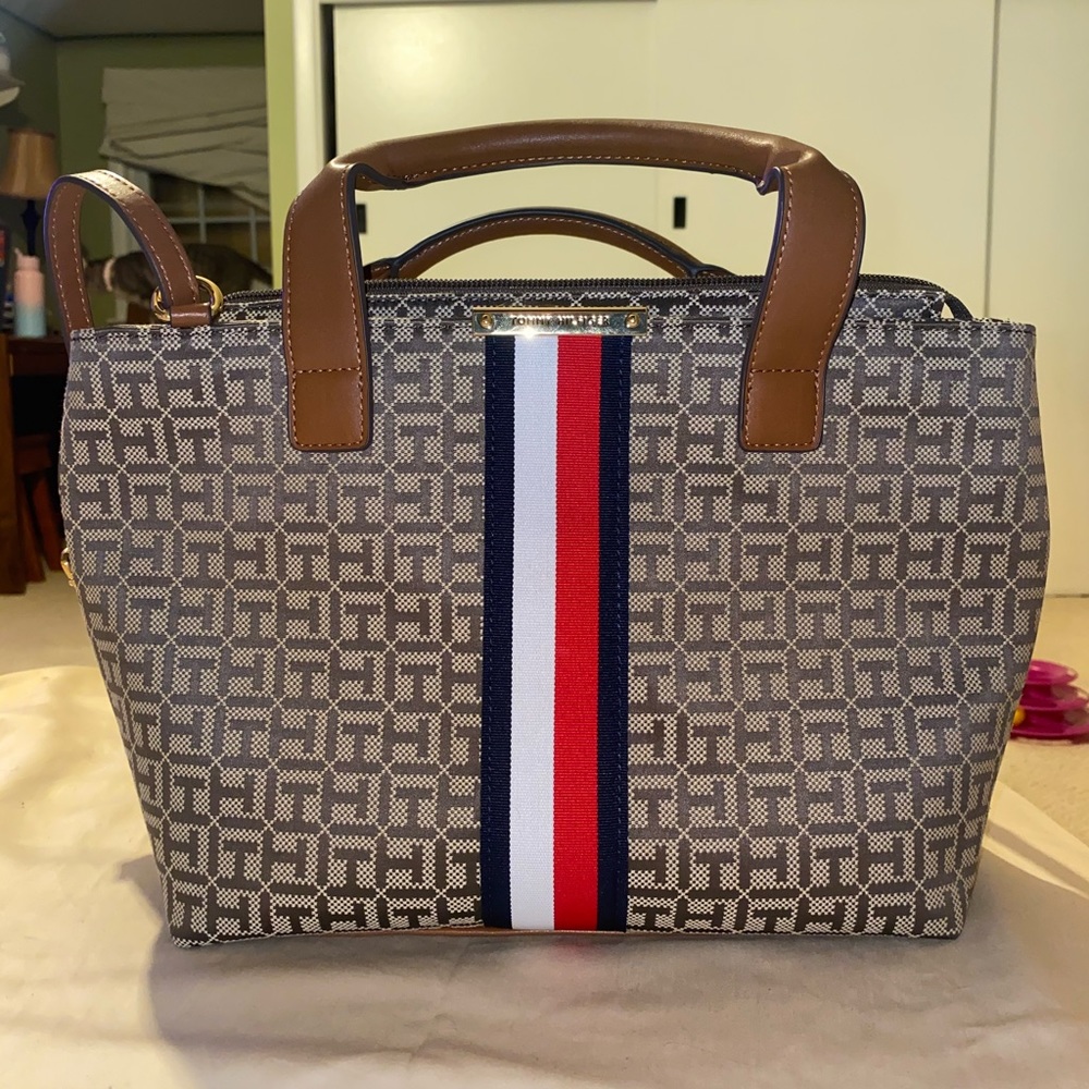 Tommy Hilfiger Purse